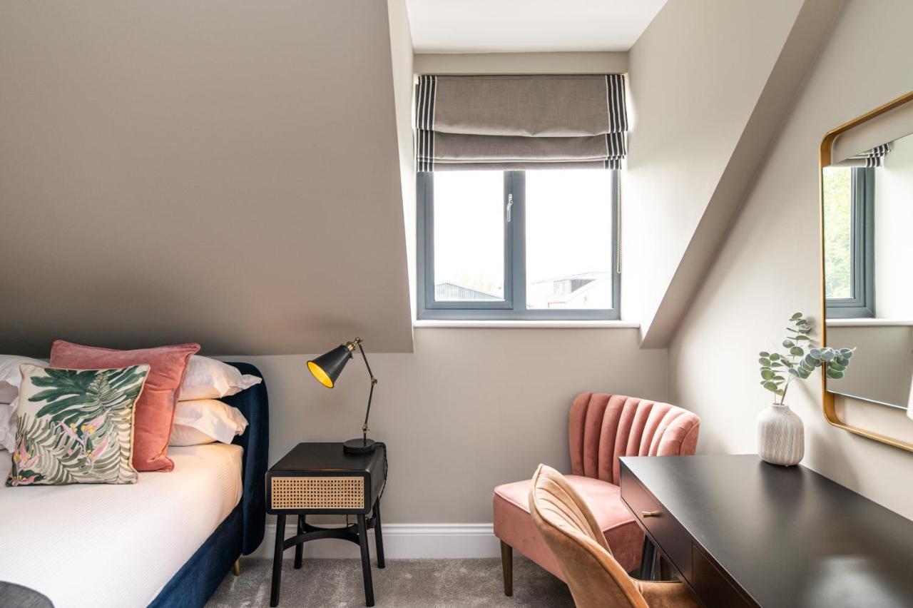 Jesmond Chelmsford Lofts - High-Spec Luxury Apartments מראה חיצוני תמונה